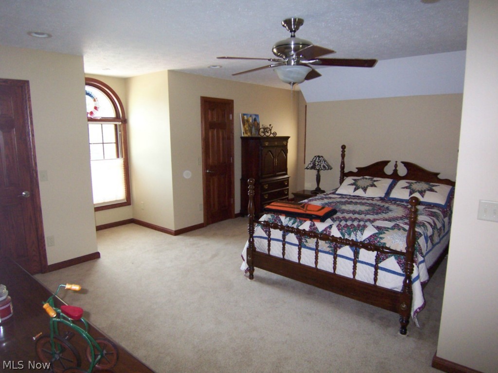 Roaming Rock - Residential