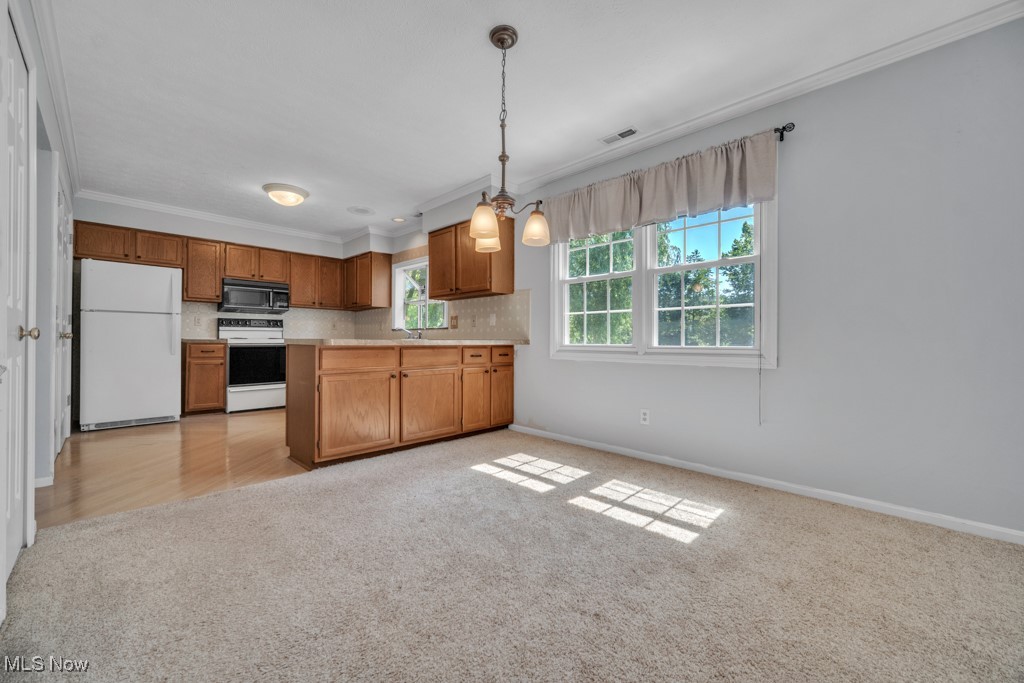Winding Crk Condos - Residential