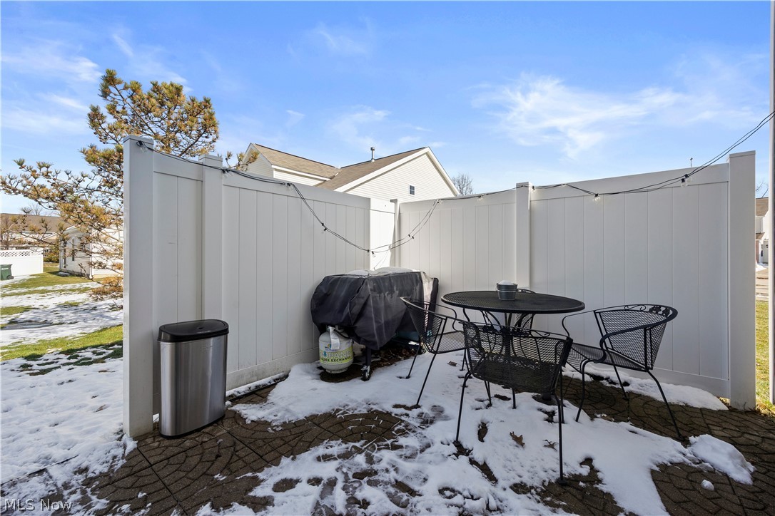 Galway Bay 01 - Residential