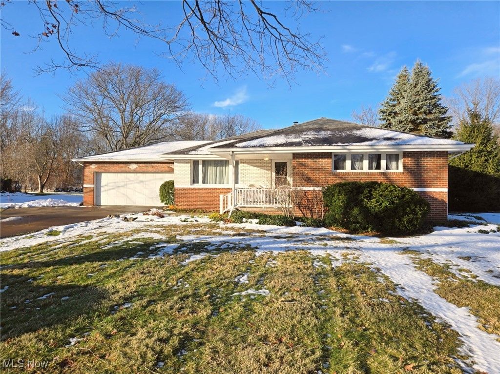 Photo of 7424 Button Road, Mentor, OH 44060 (MLS # 5179796)