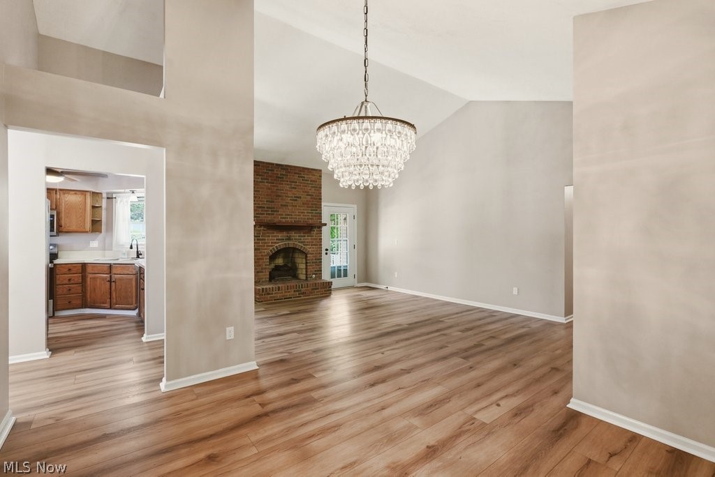 Macintosh Farms Condo 01 - Residential