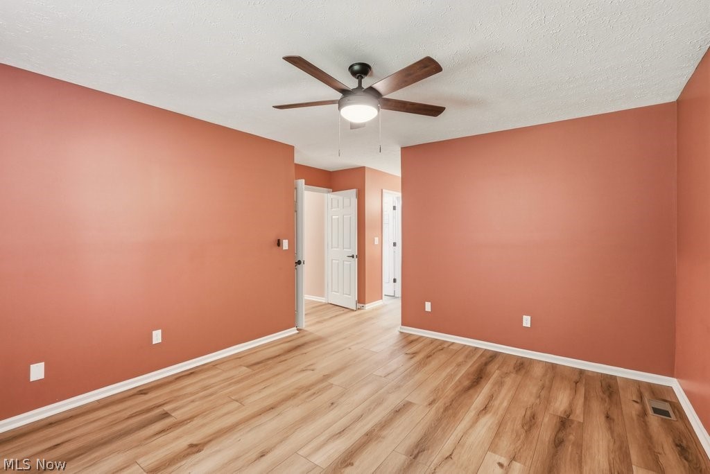 Macintosh Farms Condo 01 - Residential