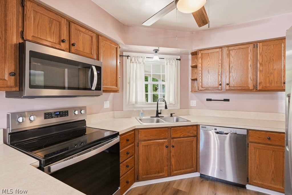 Macintosh Farms Condo 01 - Residential