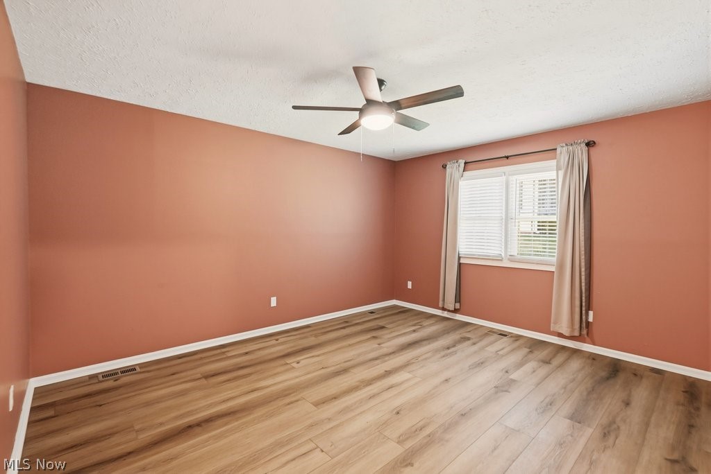 Macintosh Farms Condo 01 - Residential