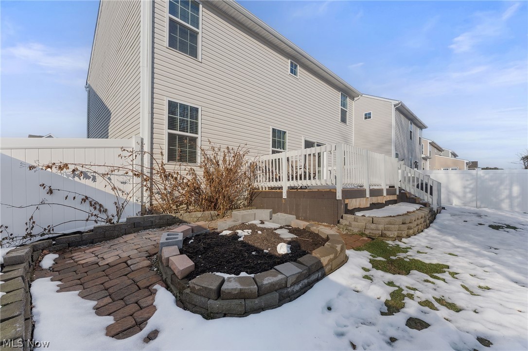 Easton Creek Condo - Residential