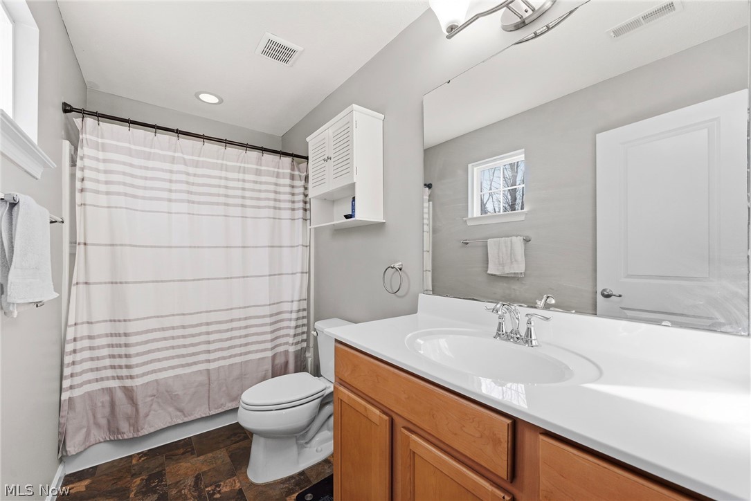 Easton Creek Condo - Residential