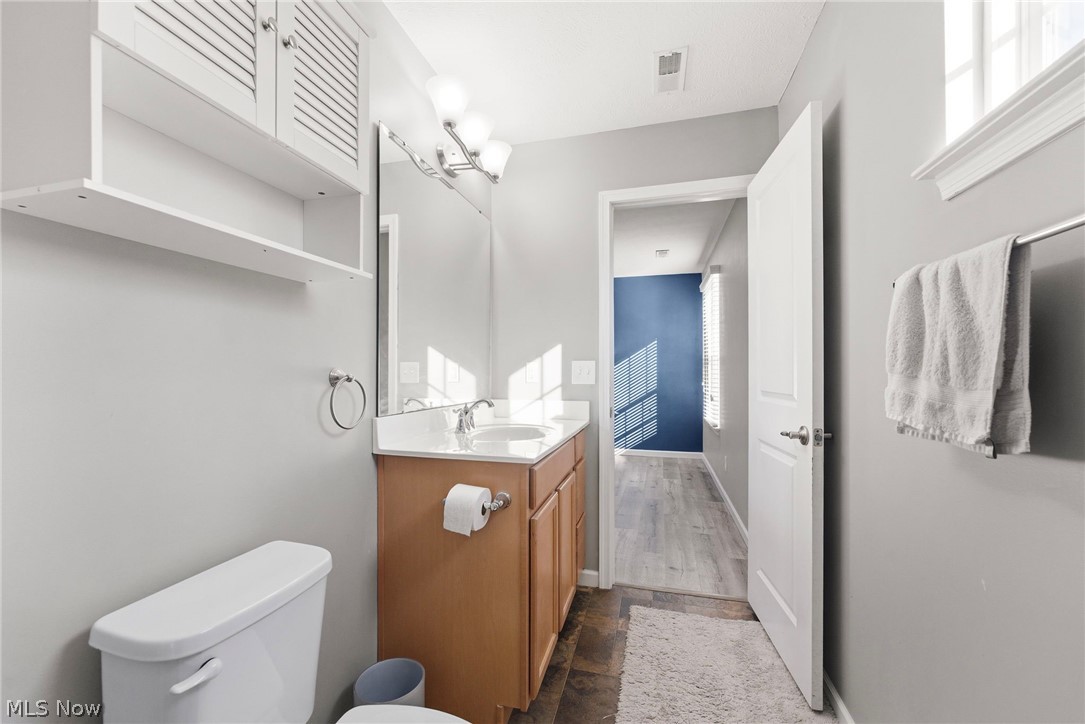 Easton Creek Condo - Residential