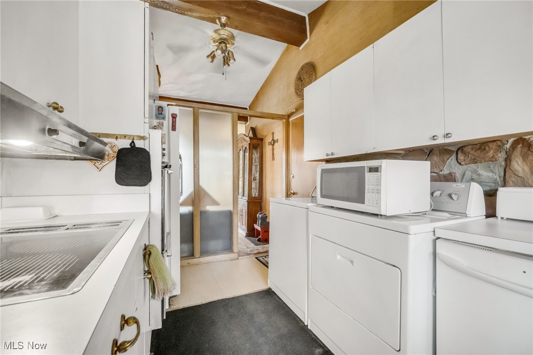 2270 Newbury Drive, East Cleveland, Ohio image 22