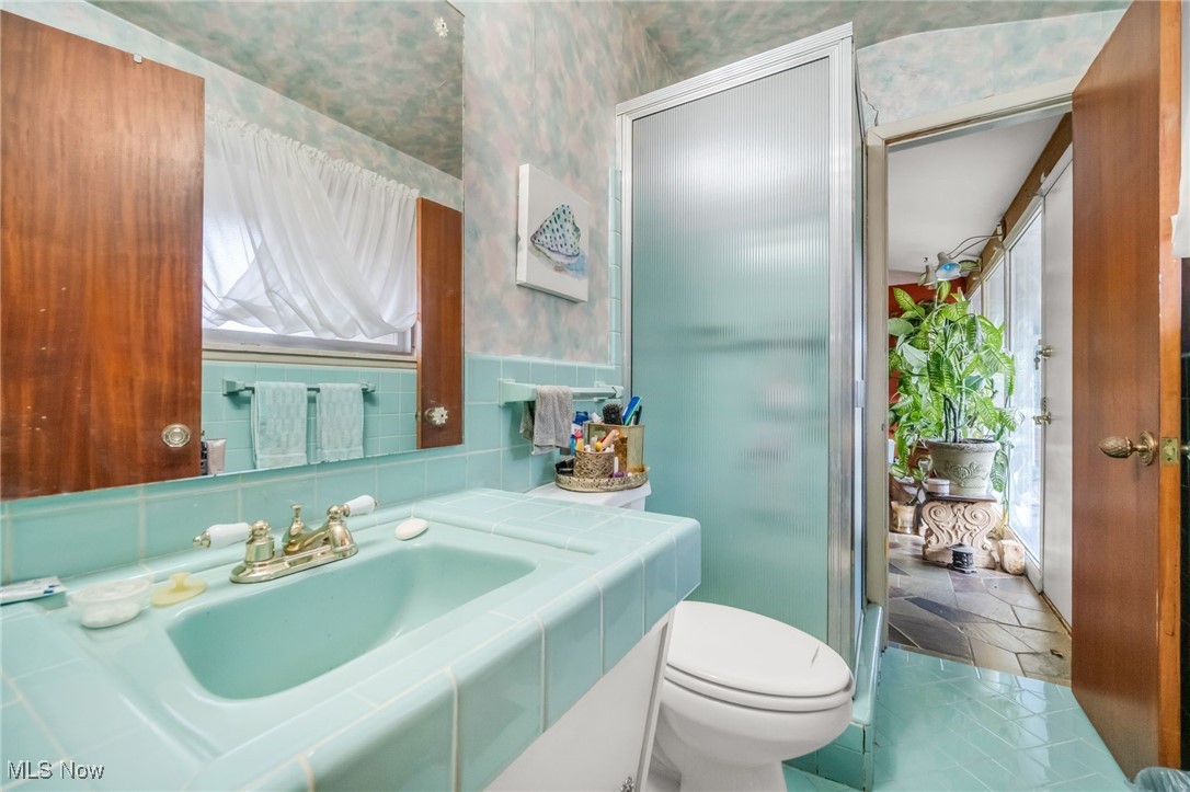 2270 Newbury Drive, East Cleveland, Ohio image 30