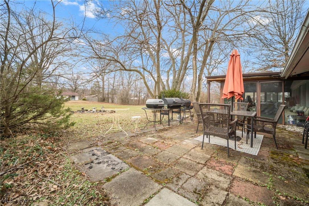 2270 Newbury Drive, East Cleveland, Ohio image 7