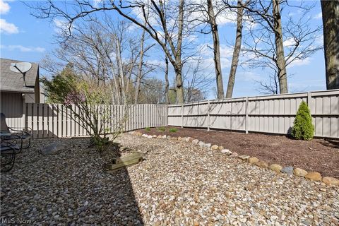 Tiny photo for 13081 Olympus Way, Strongsville, OH 44149 (MLS # 5202637)