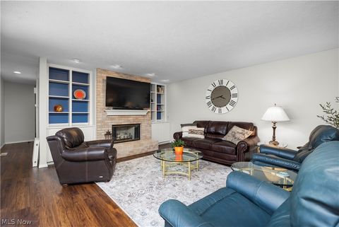 Tiny photo for 13081 Olympus Way, Strongsville, OH 44149 (MLS # 5202637)