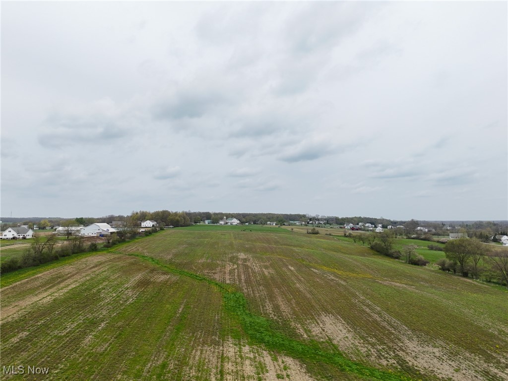 16231 Burton Windsor Road, Middlefield, Ohio image 21