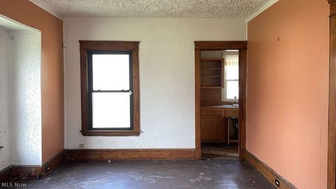 Tiny photo for 417 Cleveland Road, Cleveland, OH 44108 (MLS # 5201998)