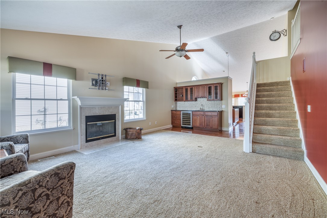 9425 Ravinia Drive