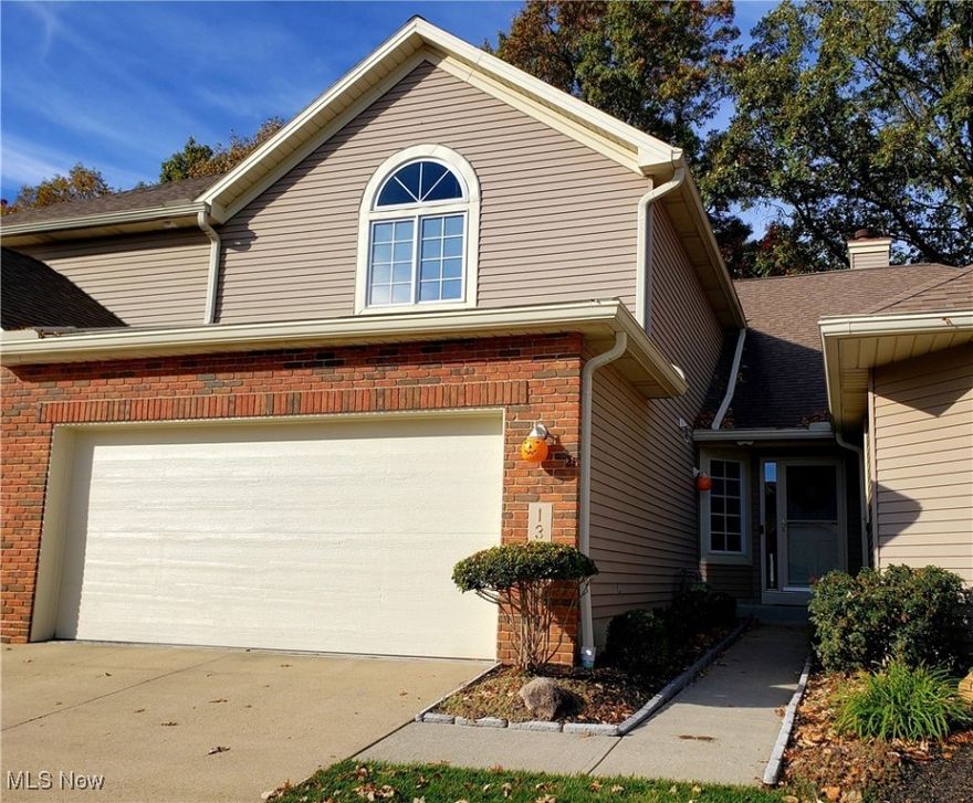 Welcome home to this beautiful 2 bedroom, 2.5 bath, 1,688 SF townhouse in Amherst School’s English Lakes! Enjoy the changing seasons in your great room with the full-length floor to vaulted ceiling windows as well as the cozy gas, stone fireplace (TV included)! You’ll love the large, first floor master suite with well-appointed master bath and walk-in closet. The second floor offers another large bedroom, bath, and seating area; perfect for guests, an office, crafting, etc. A semi-finished attic is great for storage or could be finished to make a third bedroom. Many updates over the last 2 to 5 years, including: Flooring, Furnace, Central AC,
Backsplash, Countertops, and all Appliances included. Very affordable HOA at $173/month makes for low maintenance living. Also includes a Pool, Clubhouse, and walking path to small lakes. Conveniently located to I-90, I-80 Turnpike, restaurants, and shopping. Showings available now!