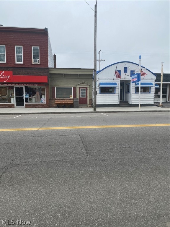 Village/Jefferson - Commercial Sale