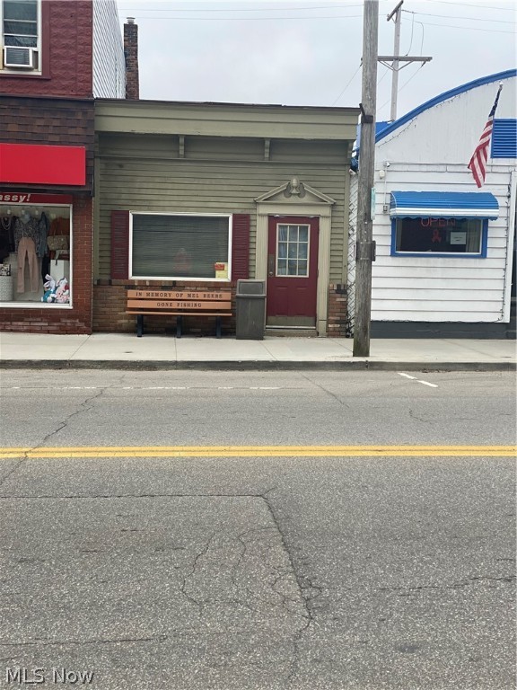Village/Jefferson - Commercial Sale