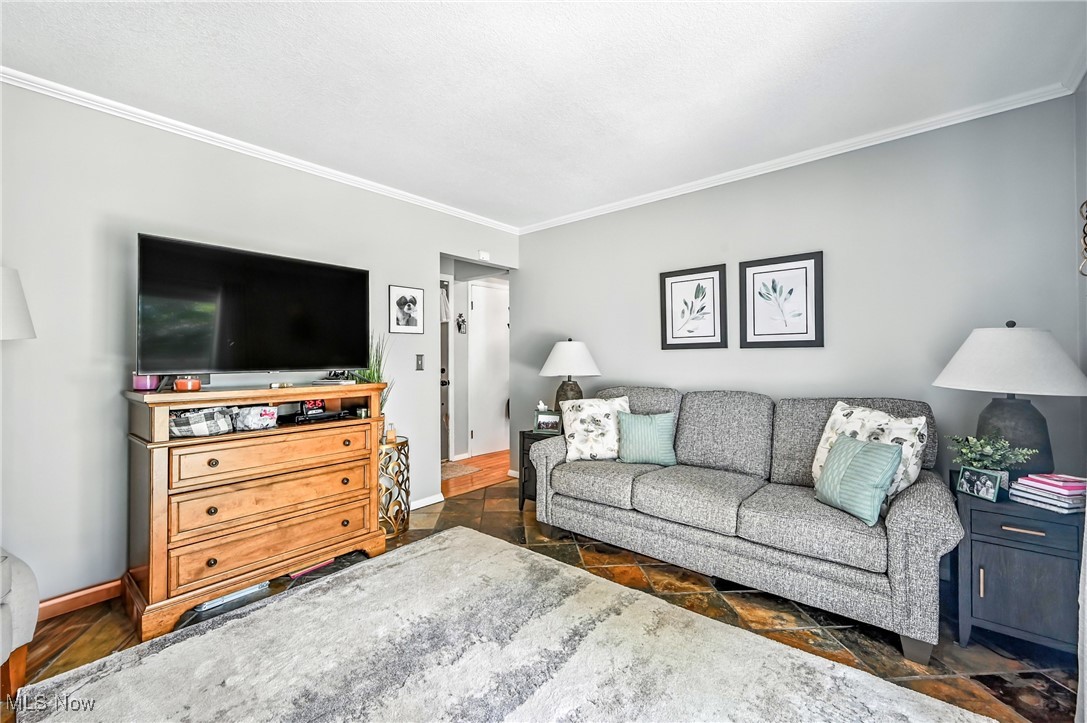 Brookwood 10 - Residential