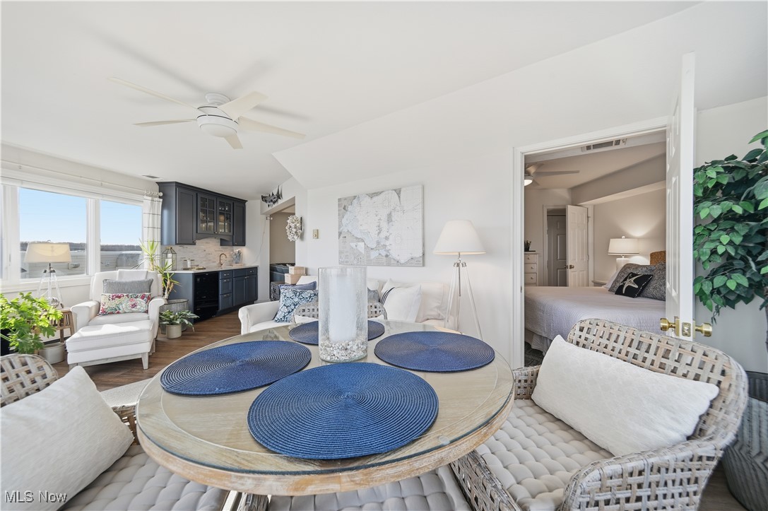 Beachwood Villa - Residential