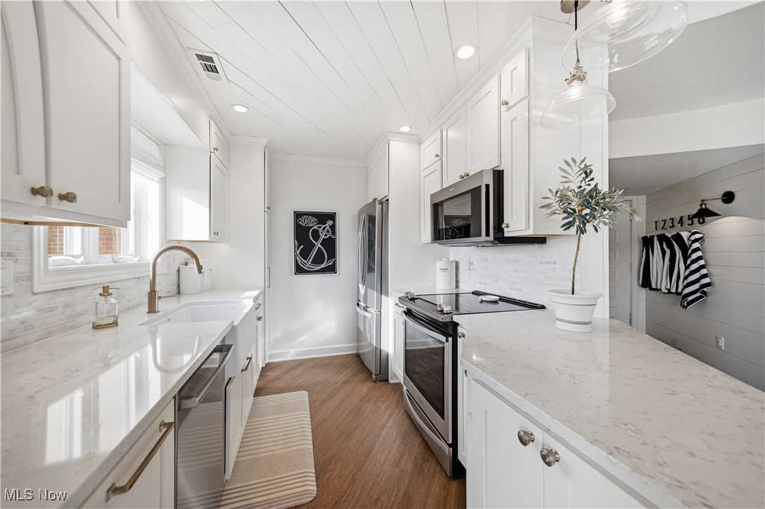 Beachwood Villa - Residential