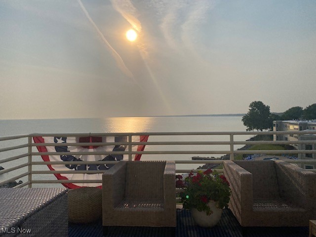 Beachwood Villa - Residential