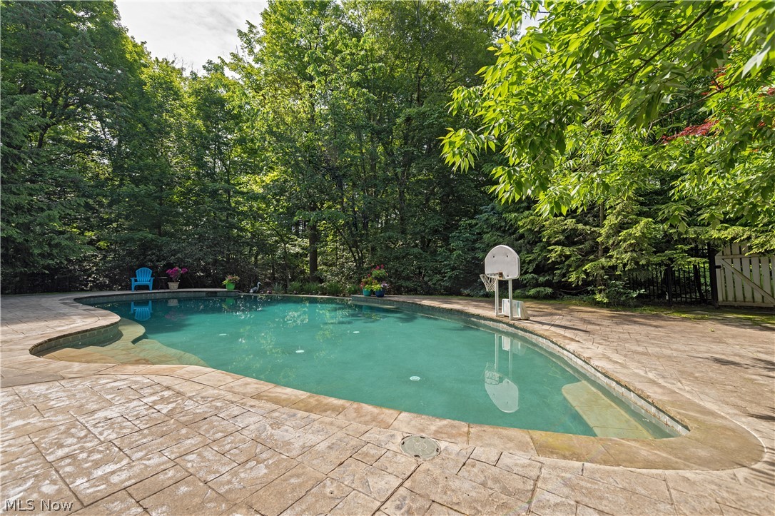 Frisbie So Euc - Residential