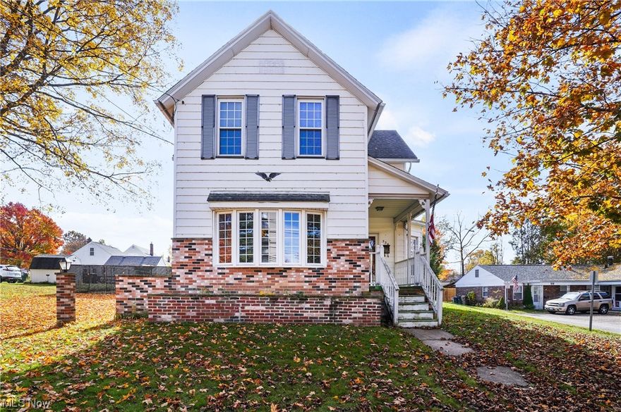3 Bedroom Colonial with 1st floor Family Rm and Patio Rm.  Newer Furnace and A/C.  Oversize 2 Car garage. Large lot 82x198
Home is on the corner of Myrtle Ave. and Myrtle Court...  Myrtle Court is maintained by the city.