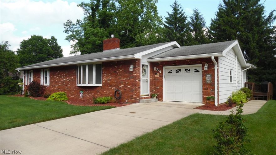 This attractive 1-story home in North Hills, Marietta,is in move in condition. A true one-floor living home with all amenities including the laundry facilities on the main floor. Huge private deck at the rear of the home for outdoor relaxation.