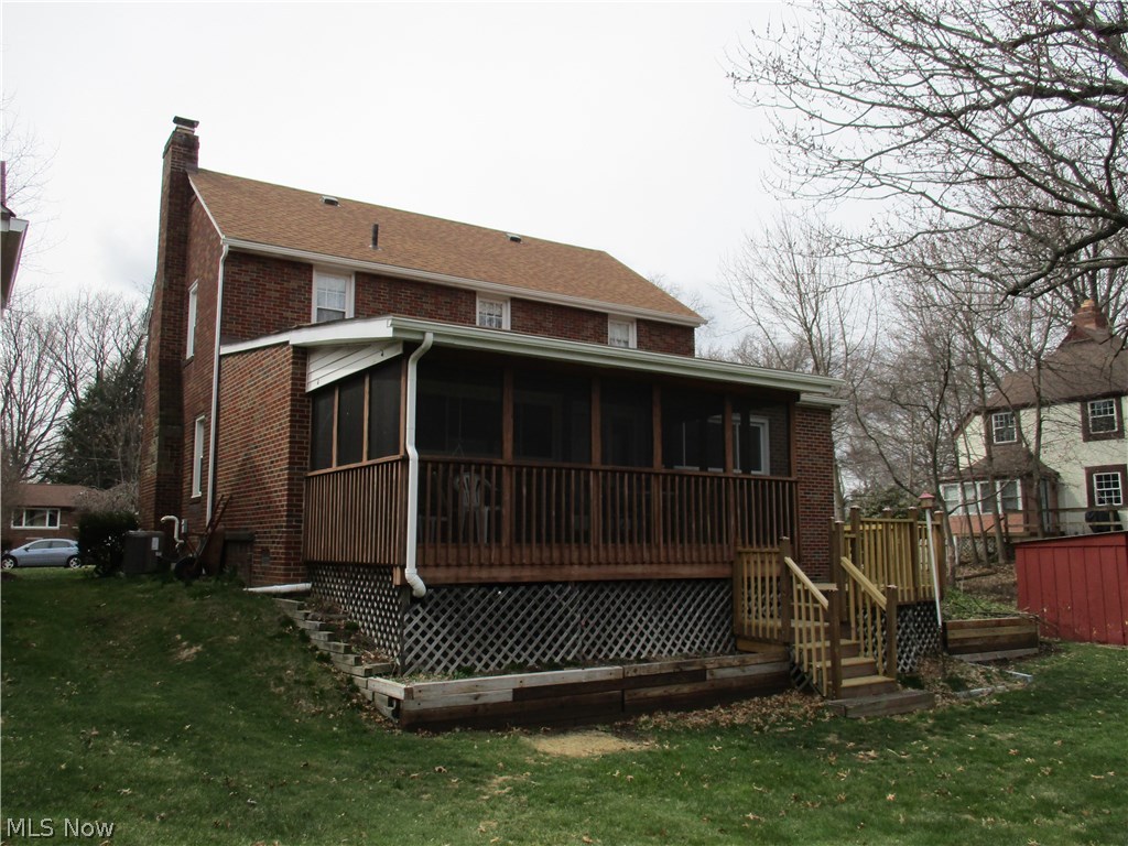 Gorge Falls - Residential