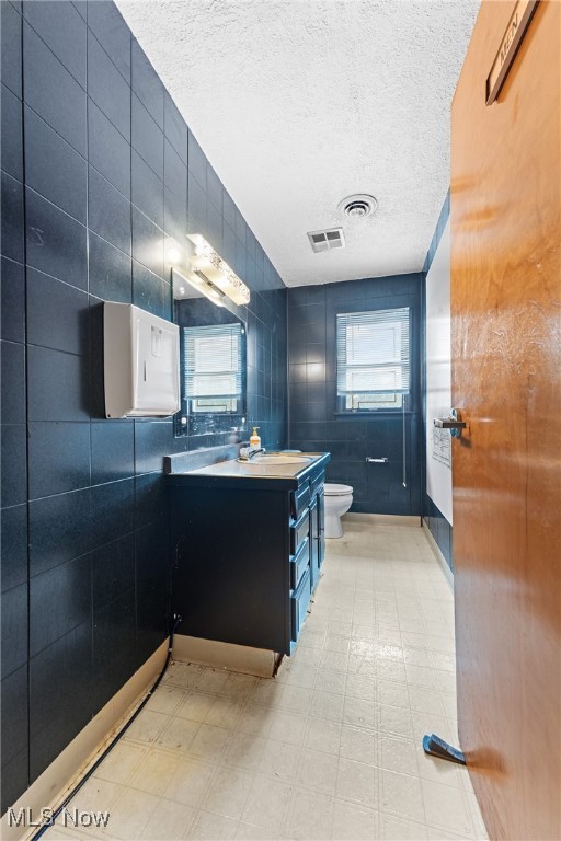 Canton - Commercial Sale