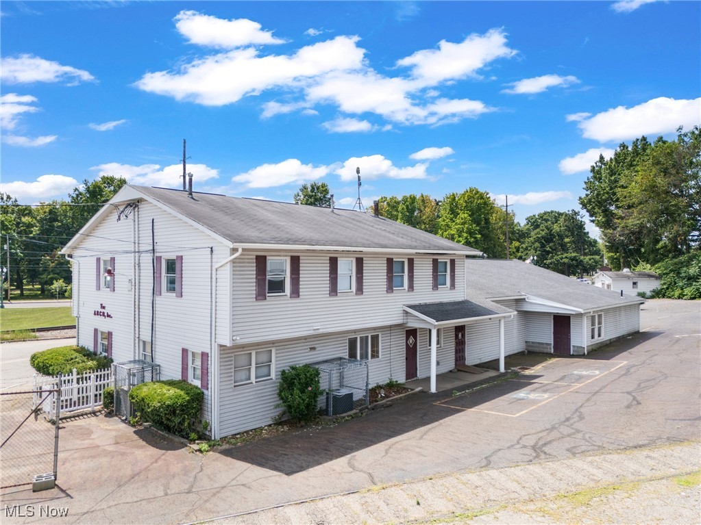 Canton - Commercial Sale