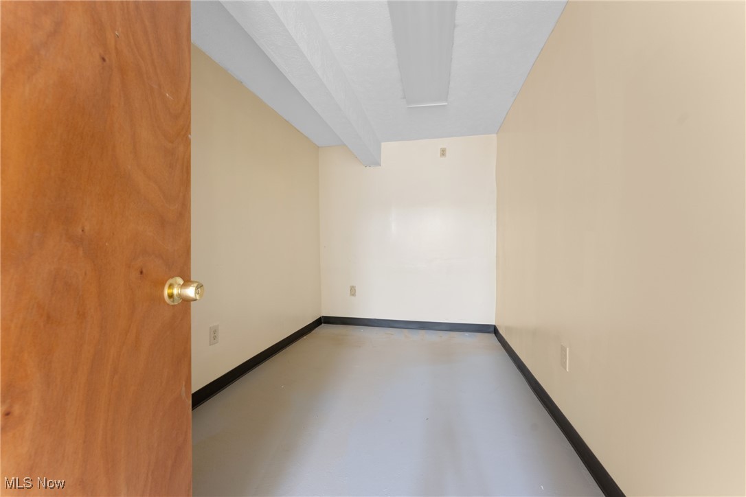 Canton - Commercial Sale