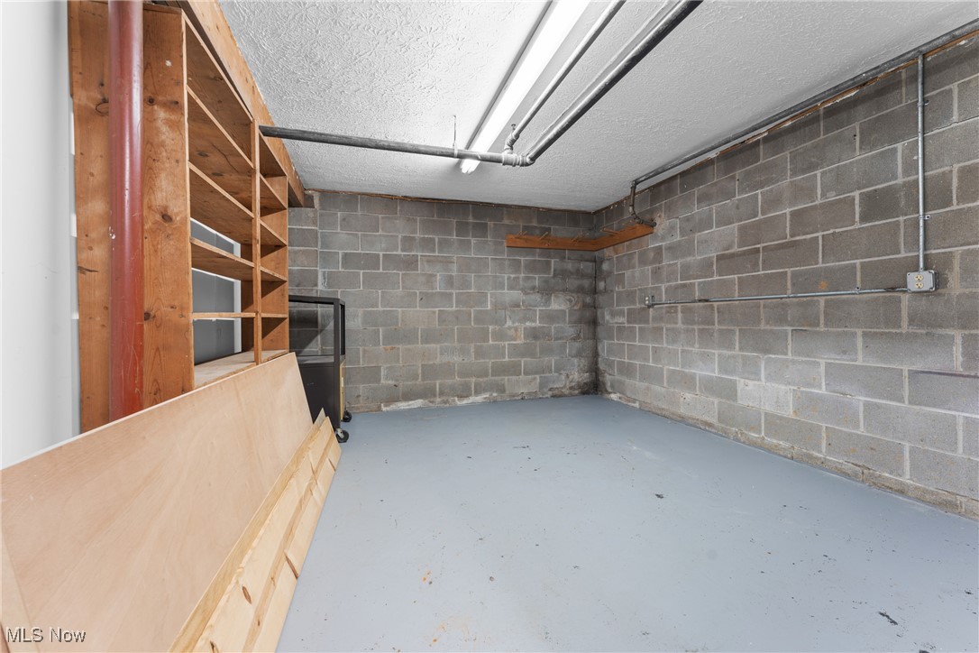 Canton - Commercial Sale