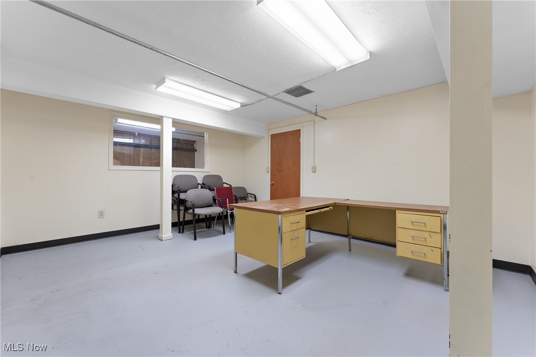 Canton - Commercial Sale