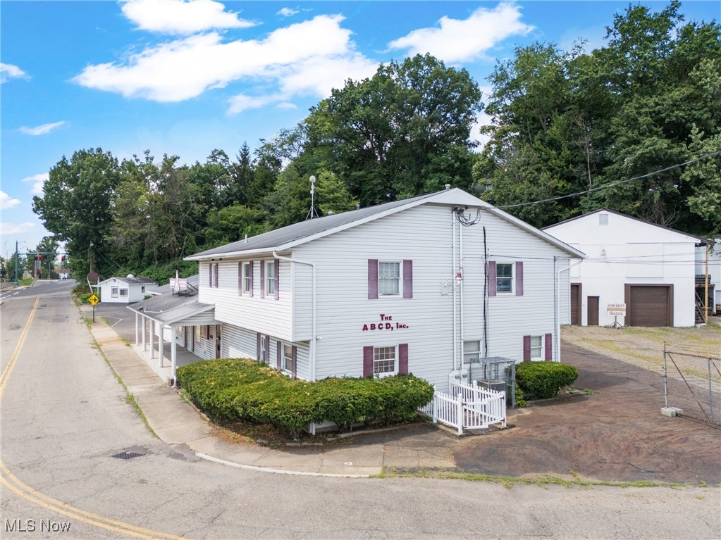 Canton - Commercial Sale