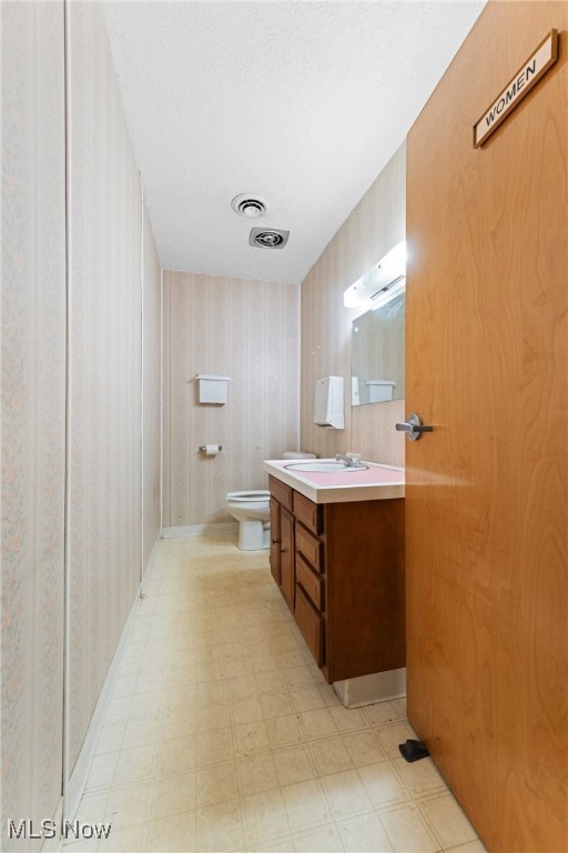 Canton - Commercial Sale