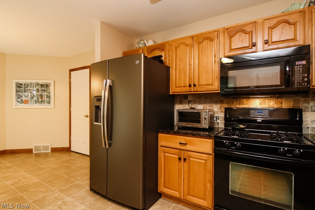 Tam-A-Rac 02b - Residential