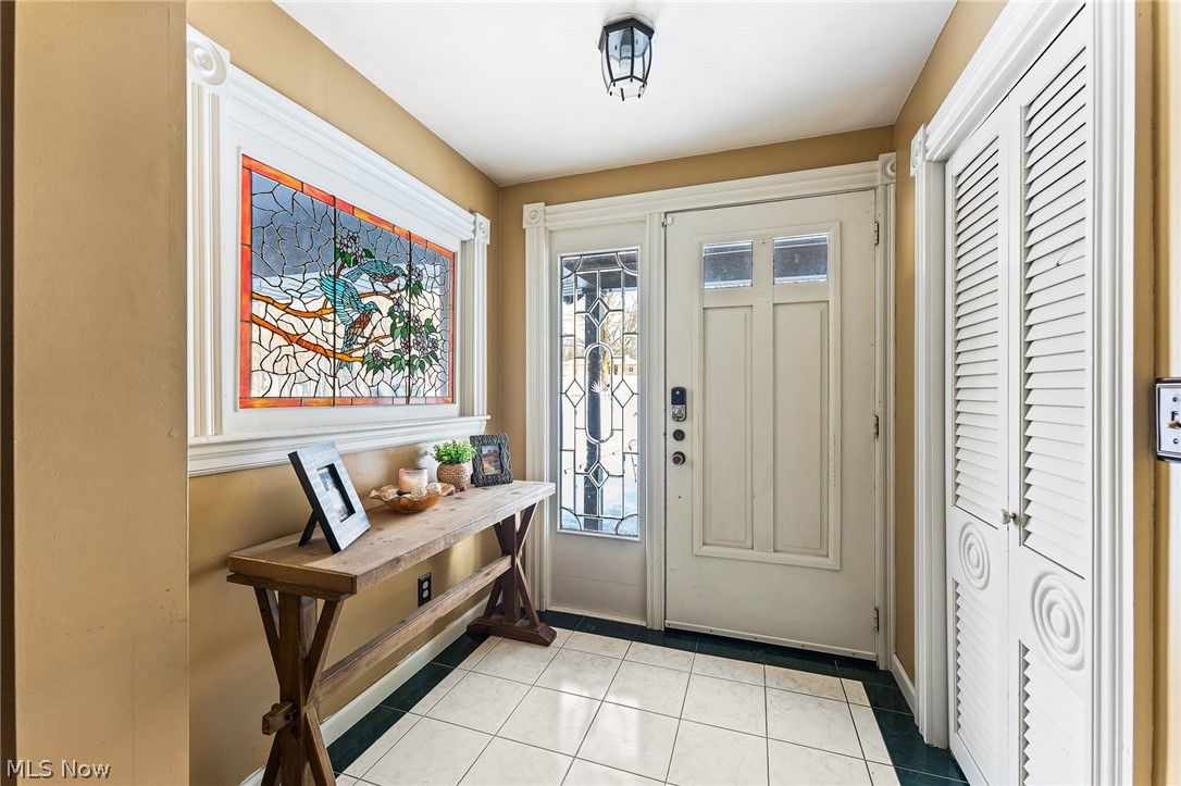 K & L Lyras 01 - Residential