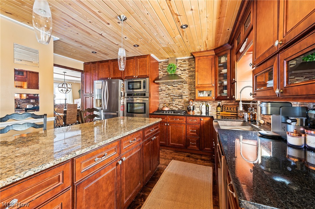 K & L Lyras 01 - Residential