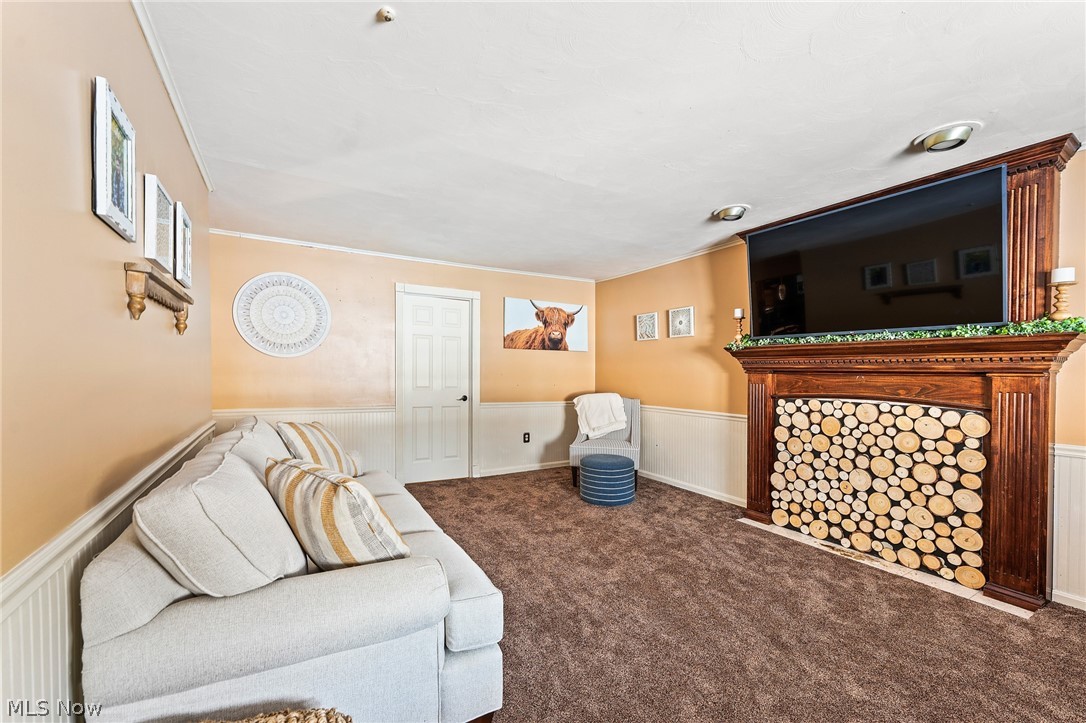 K & L Lyras 01 - Residential