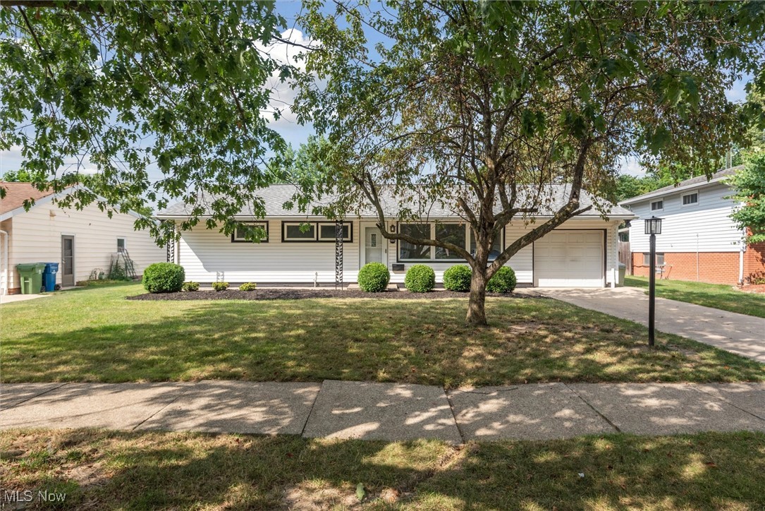 Welcome to 6665 Rochelle Blvd! Fully Renovated Ranch in Parma Heights!
Step into this beautifully updated 3-bedroom, 1-bathroom ranch, perfectly located in a quiet Parma Heights neighborhood. This home has been thoughtfully renovated throughout, offering a fresh, modern feel with timeless charm.
The spacious living area features new luxury vinyl plank flooring, neutral paint, and abundant natural light from large picture windows. The open layout flows into a stunning eat-in kitchen equipped with white shaker cabinets, subway tile backsplash, granite countertops, and stainless steel appliances. A convenient laundry area is also integrated within the kitchen for efficient use of space.
The three bedrooms are generously sized with ample closet storage and updated lighting. The bathroom has been completely remodeled with stylish tile work, a new vanity, and modern fixtures.
Enjoy the outdoors in the fully fenced backyard, complete with a covered patio ideal for relaxing or entertaining. An attached garage and additional storage space complete the package.
Located near parks, shopping, dining, and major highways, this move-in ready home is the perfect blend of comfort and convenience.
Don't miss out! schedule your private showing today!