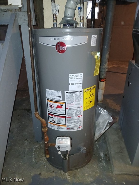 London Roadway Side - Residential