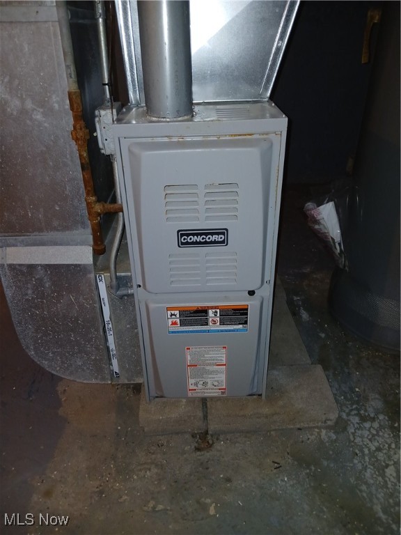 London Roadway Side - Residential