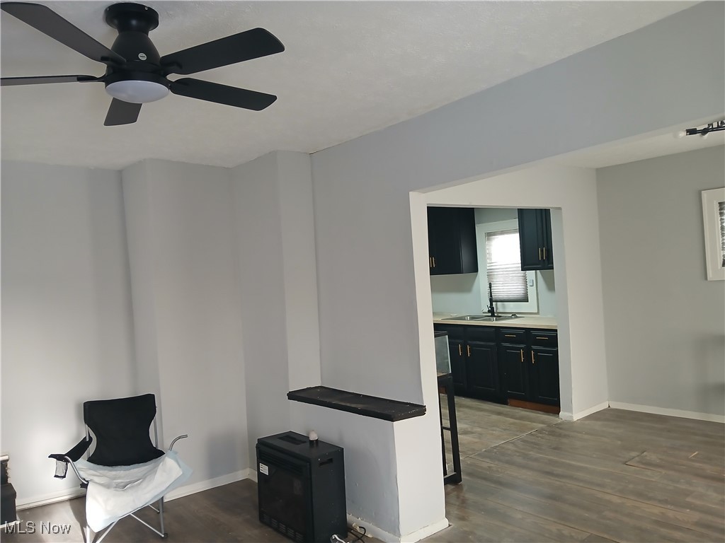 London Roadway Side - Residential