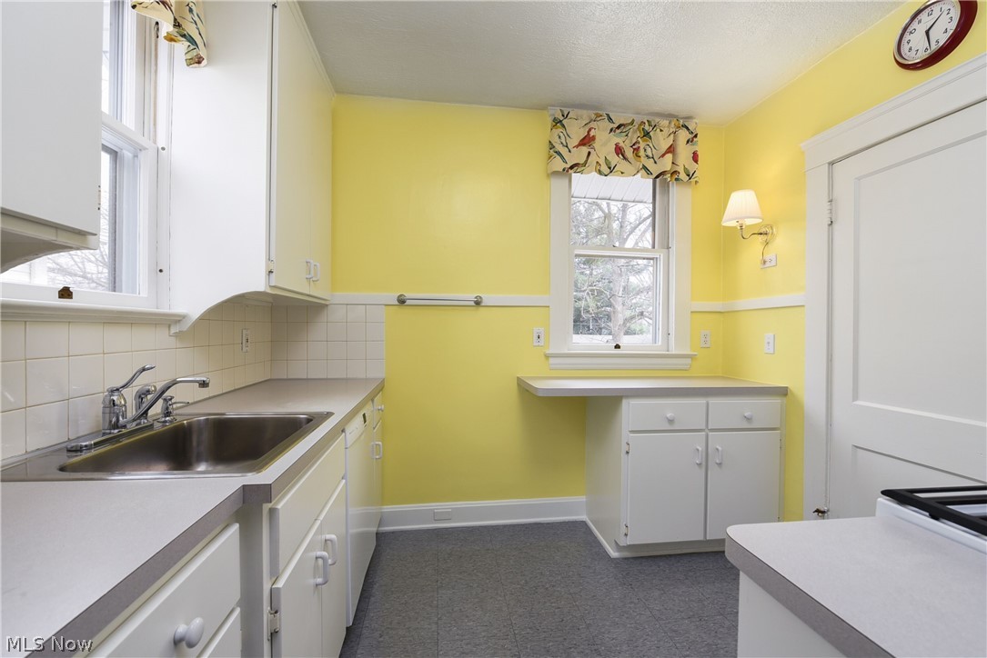 C H Mcintyre Cos Ideal Allot - Residential Income