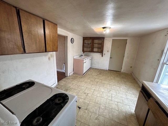 West/Black River - Residential Income