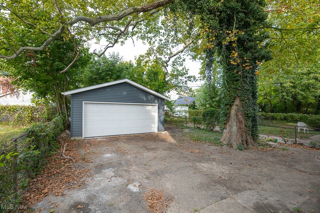 1360 E 114th Street, Cleveland, Ohio image 36