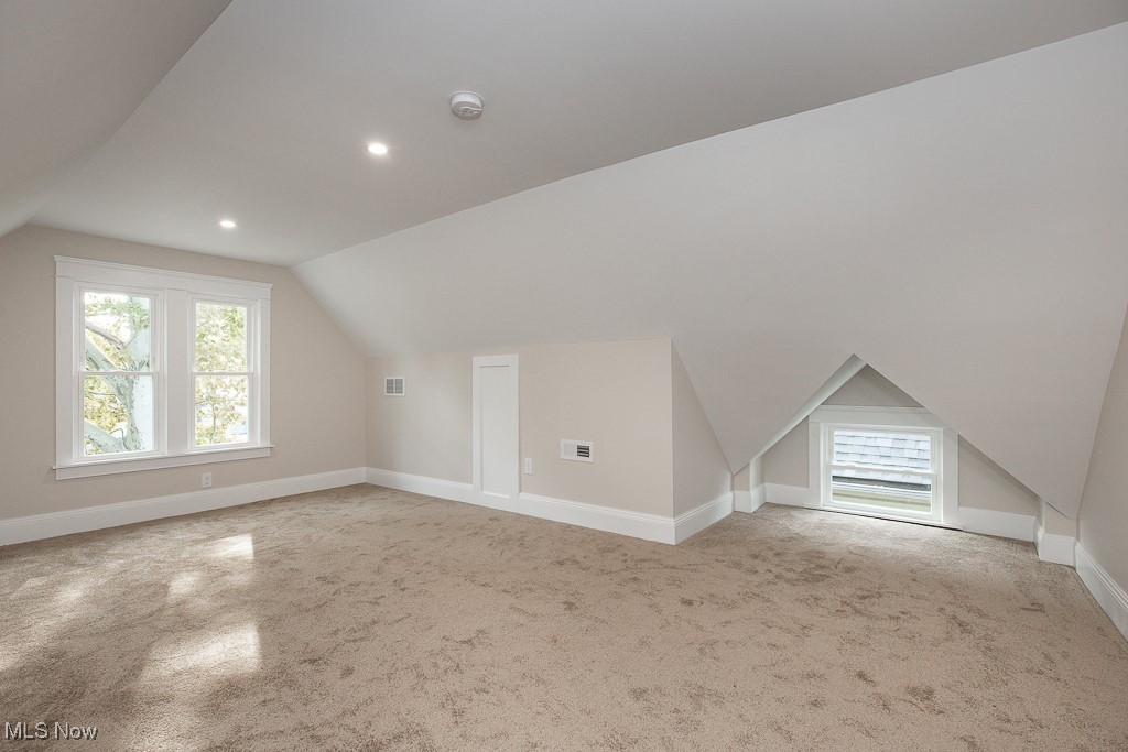1360 E 114th Street, Cleveland, Ohio image 32