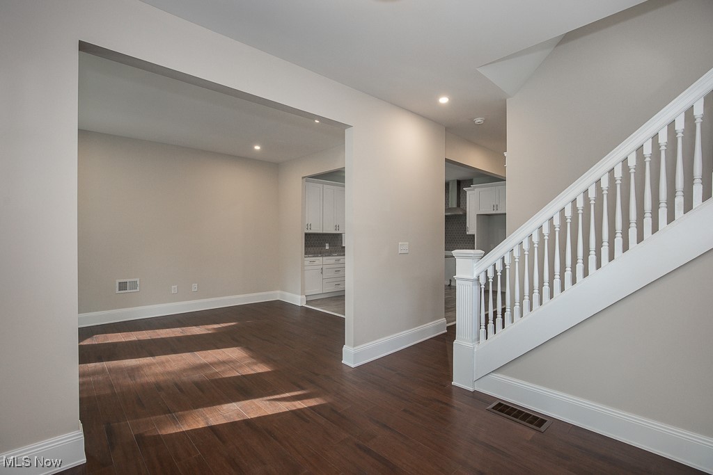 1360 E 114th Street, Cleveland, Ohio image 12